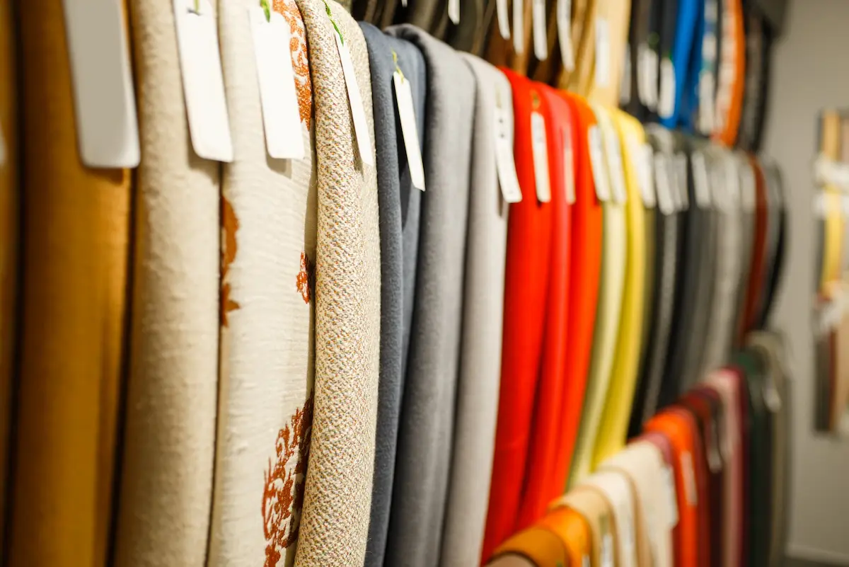 <strong>Woven Labels</strong>